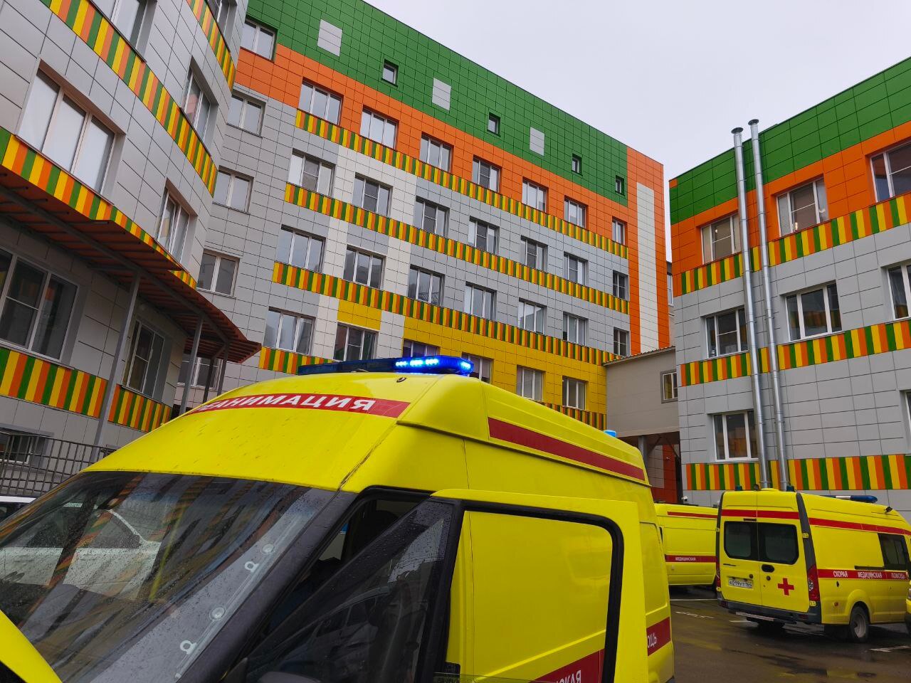 Из Саратова в столичную больницу доставили 4-летнего мальчика с редким заболеванием